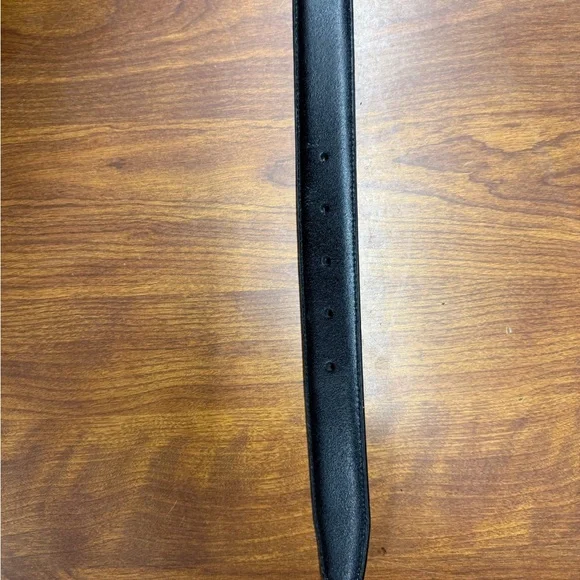 Black and Brown Reversible Leather Belt with Gold Buckle - Picture 2 of 8